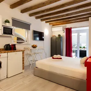 casa-vittoria-isola-district.italymilanhotels.net/
